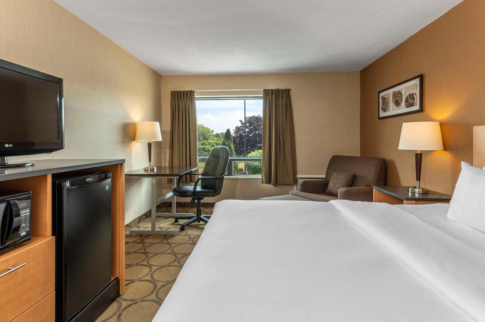 Comfort Inn Drummondville Buitenkant foto