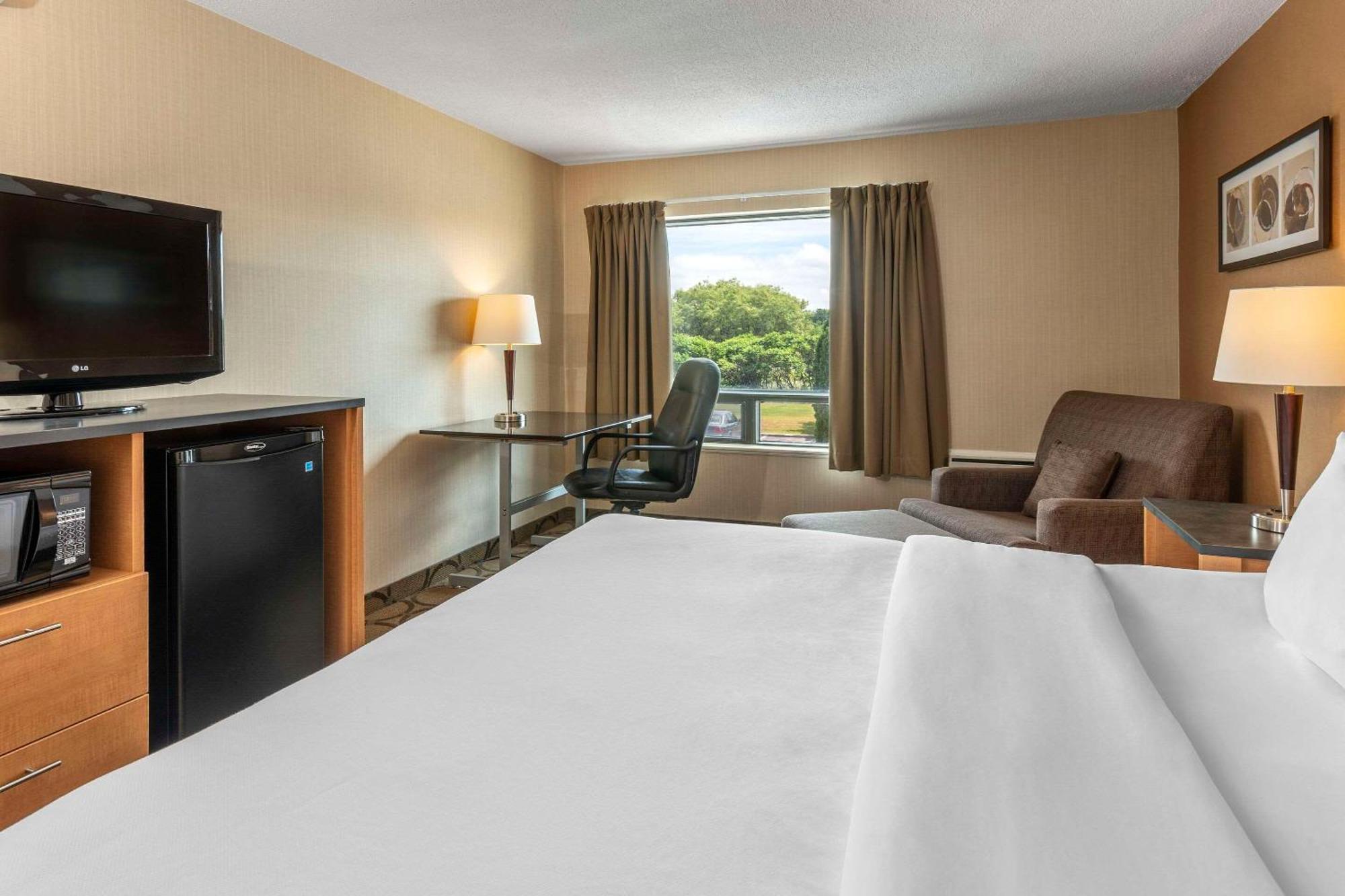 Comfort Inn Drummondville Buitenkant foto