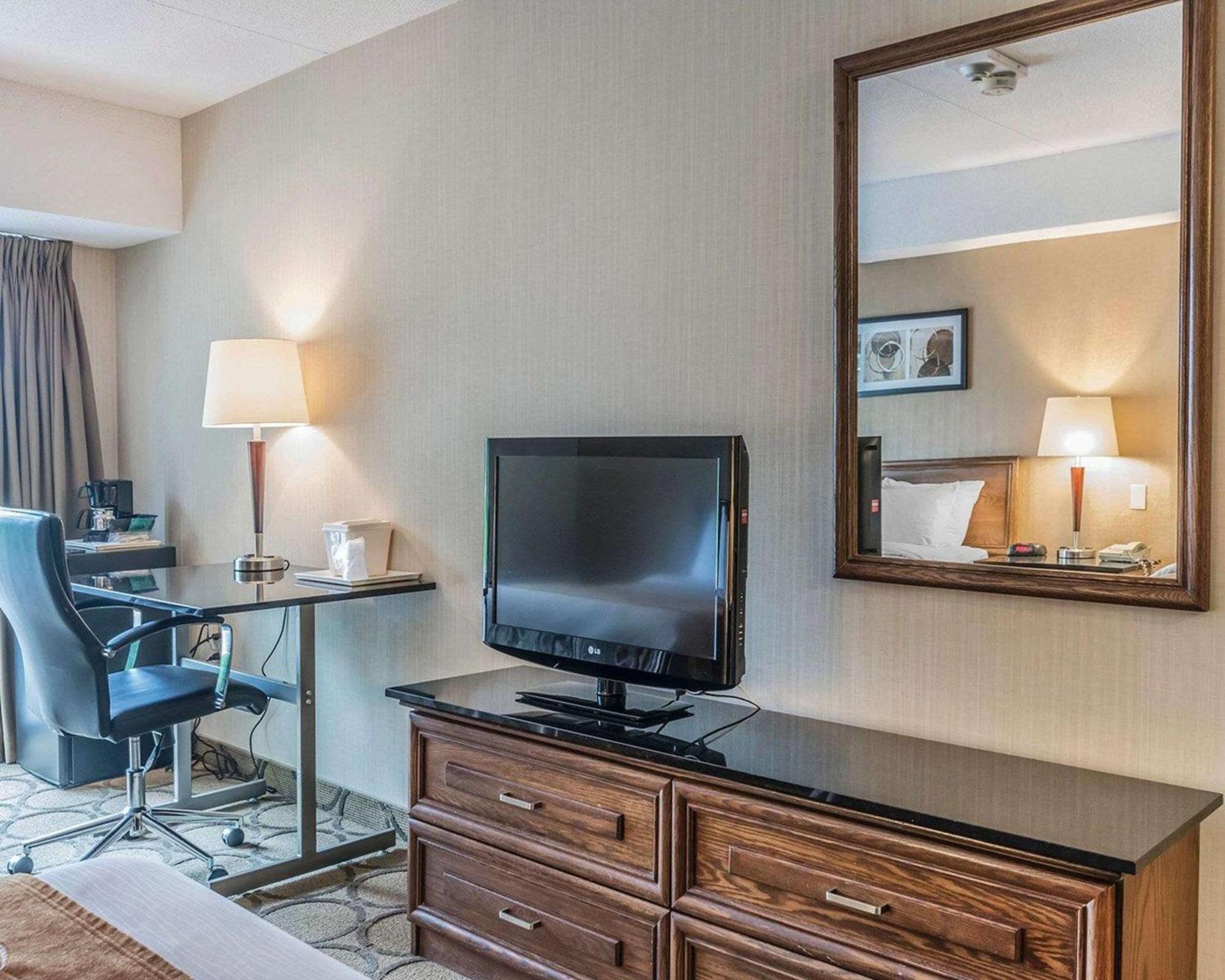 Comfort Inn Drummondville Buitenkant foto